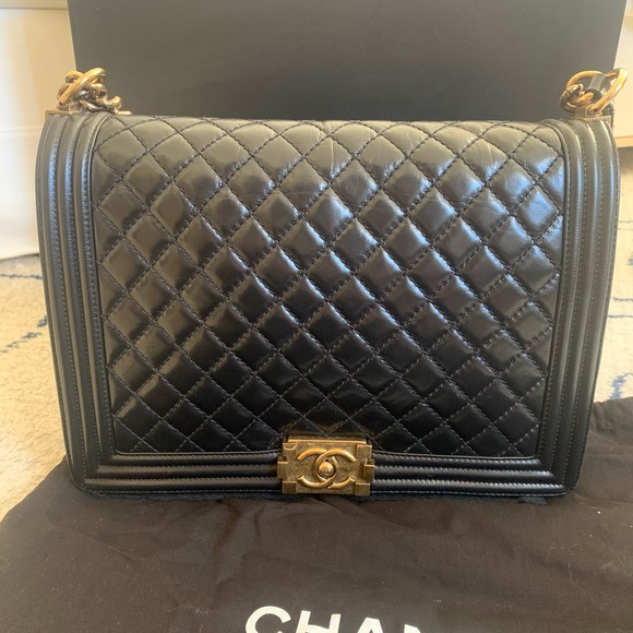CHANEL Handbags - Chanel boy flap bag large gold chain